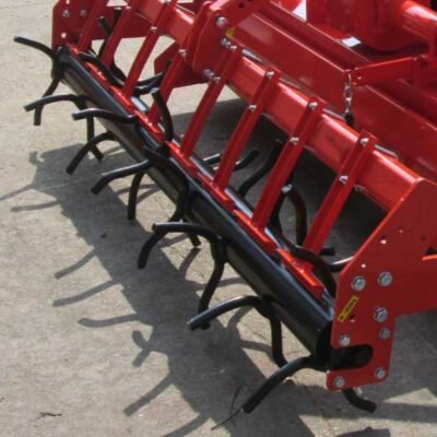 Herse rotative RM250 – largeur de travail 250 cm – 22 lames Série lourde – Rouleau à piques