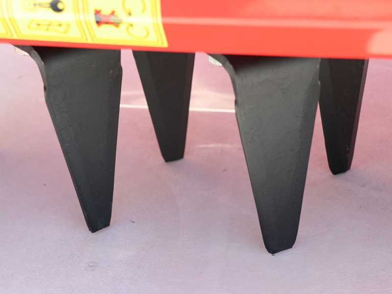 Herse rotative ultra-légère RO 104 – largeur de travail 104 cm – 12 lames Série ultra-légère – Image 9