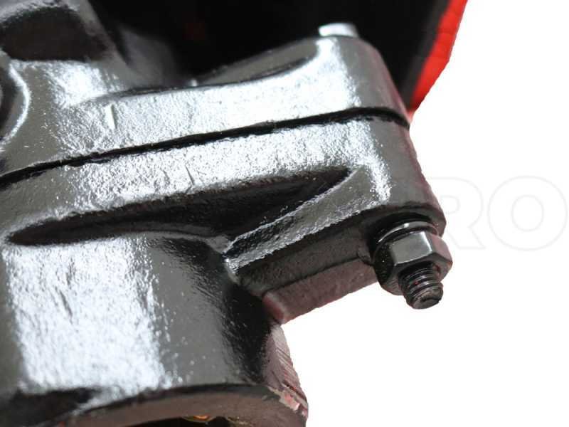 Herse rotative ultra-légère RO 88 – largeur de travail 88 cm – 10 lames Série légère – Image 11