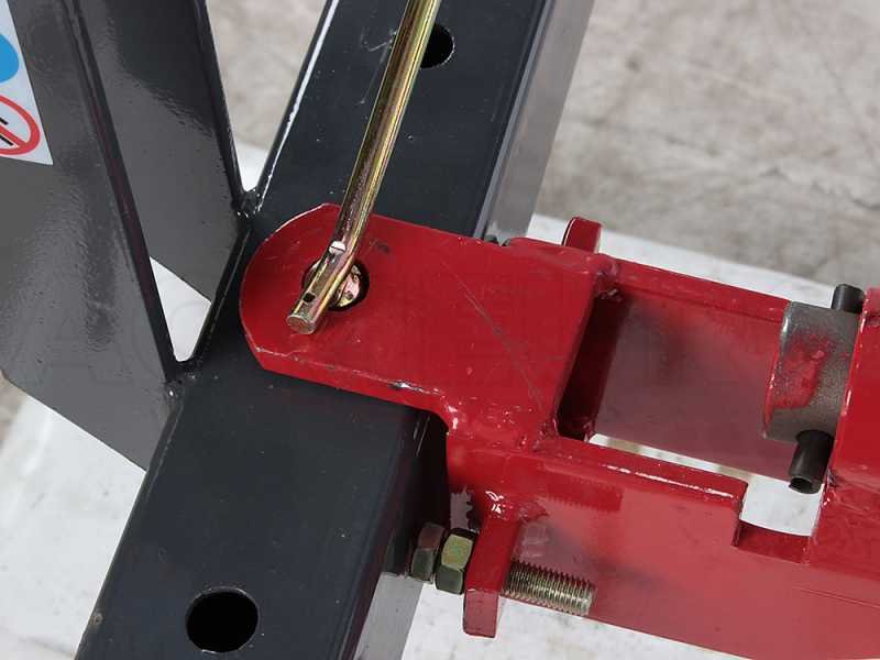 Charrue monosoc pour tracteur Geotech DP16 à versoir court – Image 12